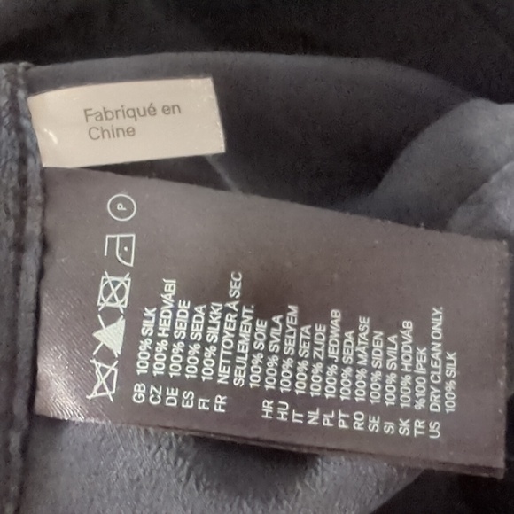 Versace for H&M pleated silk mini skirt - Picture 6 of 6